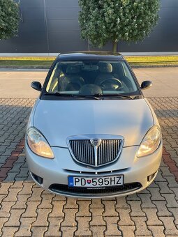 Lancia Ypsilon 1.4 Argento, benzín, 2009 - 7