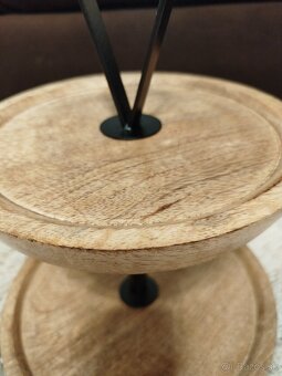 Drevený etažér na občerstvenie - 7