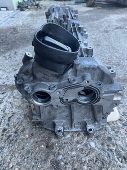 Om642 350 cdi hlava motora v6 diesel - 7