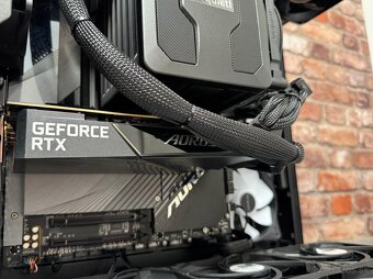 Ryzen 9 9950X3D\48GB\RTX 4090\SSD\1600W Zdroj - 7