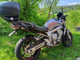 Yamaha FZ600 - 7