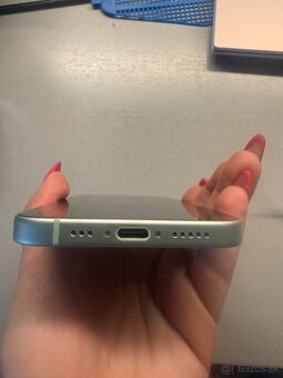 Predám Apple iPhone 15 128GB Green - 7