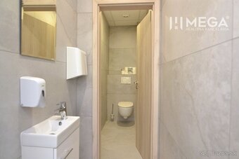 PRENÁJOM komerčného priestoru (26 m2) blízko centra Humenné - 7