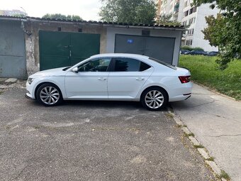 Škoda Superb 2.0 TDi - 7