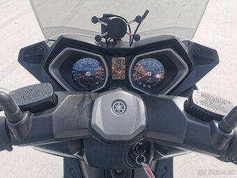 Yamaha Xmax 400 LeoVince - 7