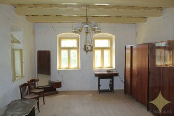 Priestranná chalupa na rekonštrukciu s vyše 30-árovým pozemk - 7