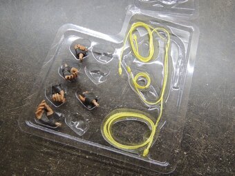 Figúrka Hot Toys Wonder Woman (Justice League Deluxe) - 7