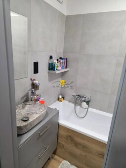 Len u nás. Predaj 3-izb.bytu s balkónom -Sliač. - 7