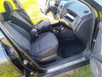 Kia sportage 2.0 Crdi 4x4 - 7