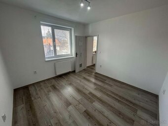 4 - IZBOVÝ BYT NA PREDAJ KOZÁROVCE - 7