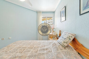 Apartmán 3+kk s balkónom a bazénom Torrevieja-Španielsko - 7