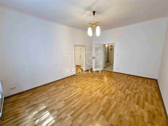 TUreality ponúka pekný a priestranný 2i byt v blízkosti... - 7