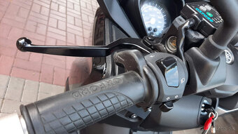 Yamaha X Max 400 - 7
