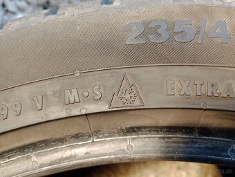 Predam 2ks pneu 235/45/r19 zimne 99V Continental - 7