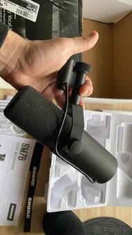 Shure SM7B Mikrofon - 7