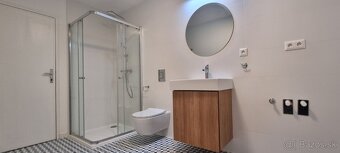 MODERNÝ KLIMATIZOVANÝ 3i. BYT 78m2 V CENTRE BRATISLAVY. - 7