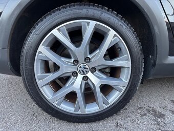 Volkswagen Passat Alltrack 2.0tdi 4x4 Pano navi - 7