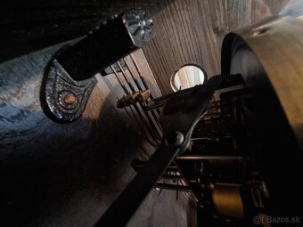 Predám funkčné polbicie nástenné hodiny JUNGHANS V:74cm ARTD - 7