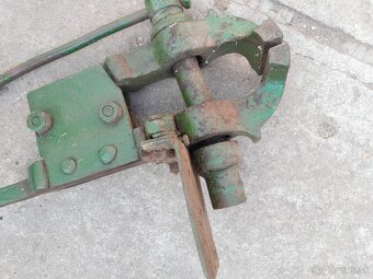 Predám kováčsky zverák - 7