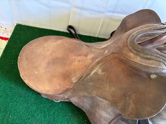 Staré jazdecké sedlo - 7
