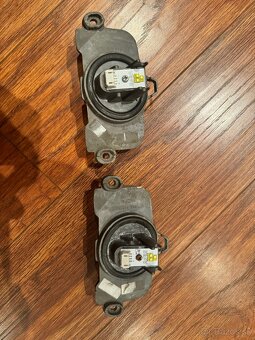 DEPO F30/31/ Xenon Svetla nahradne diely - 7
