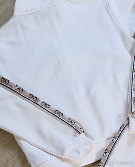 NOVA, 3x Guess biela smotanova teplakova suprava - 7