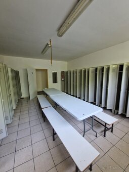 Trnava -ponúkame na predaj skladový / výrobný priestor 900 m - 7