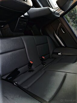 Bmw E90 318D - 7