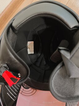 3/4 motocyklová prilba značky VEVOR - XL - 7