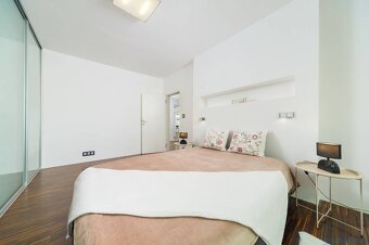 Slnečný 3-izbový byt, loggia, výhľad, zeleň, poloha, L.Dérer - 7