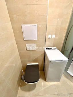 Ponúkame Vám na prenájom v novostavbe zariadenú garsónku v m - 7