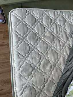 Posteľ 200x160 plus matrace - 7