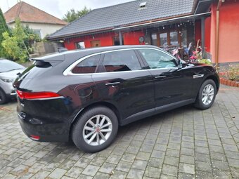 Jaguar F-Pace 2.0D I4 240k Prestige AWD A/T - 7