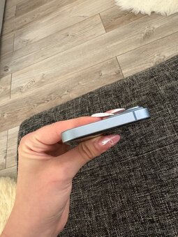 iPhone 14 modrý - 7
