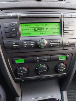 Predám Škoda Octavia 2 combi 2.0 TDI. - 7