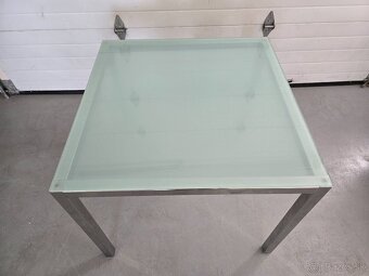 Moderný kuchynský chrómovaný stôl - 7