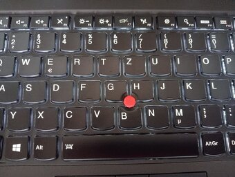Lenovo Thinkpad T460,Intel core i5 ,16gb ram ,podsvietená kl - 7