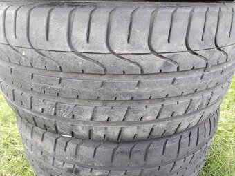 Predám letné pneumatiky Pirelli 245/35ZR28 92y - 7