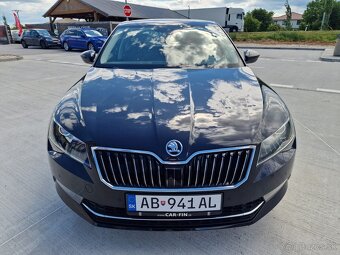 Škoda Superb 2.0 TSI Style 4x4 DSG - 7