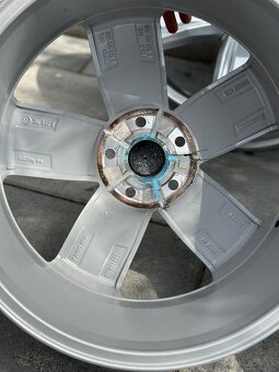 ✅ 5x112 r19 Tiguan Viktoria Falls model top stav - 7