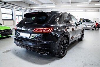 Volkswagen Touareg - 7