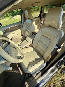 Predam Volvo V70 2.4D 220Hp manual 6r Nikdy neburane - 7