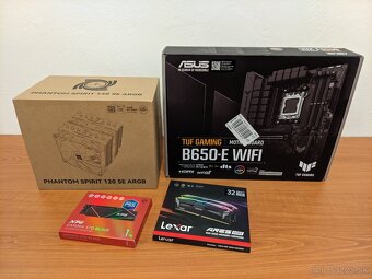 AMD Ryzen 7 7800X3D, B650, 32GB RAM, 1TB NVMe SSD, WiFi/BT - 7