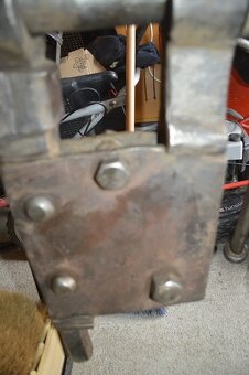 predam krasny stary kovacsky zverak - 7