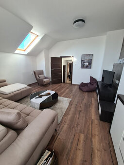 Banská Bystrica 4 izbový byt- sauna, bazén, altánok, záhrada - 7