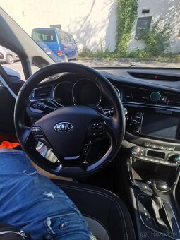 Kia ceed 1.6 CRDi - 7