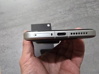 PREDÁM XIAOMI 15 ULTRA 16/512GB Silver Chrome/VÝMENA - 7