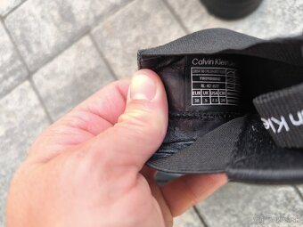 Calvin Klein dámske kožené čižmy , veľkosť 38 - 7