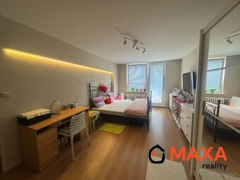 KLIMATIZOVANÝ,nadštandardný 3 izbový byt so šatníkom, pri Ka - 7