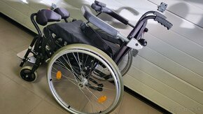 invalidny vozík 44cm s elektrickou vertikalizaciou - 7
